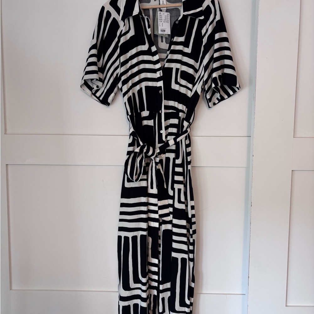 H&M Black and White Midi Dress